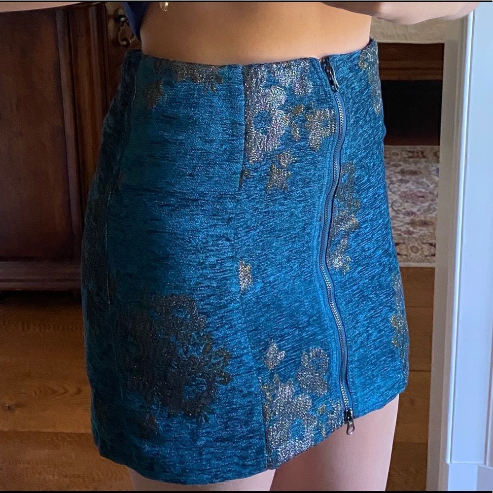Mini Skirt 